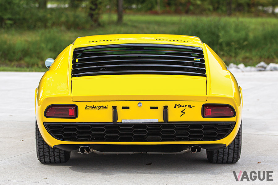 漫画では飛鳥ミノルの愛車として登場したランボルギーニ「ミウラ P400 S」は、約1億2000万円で落札（C）2020 Courtesy of RM Sotheby's