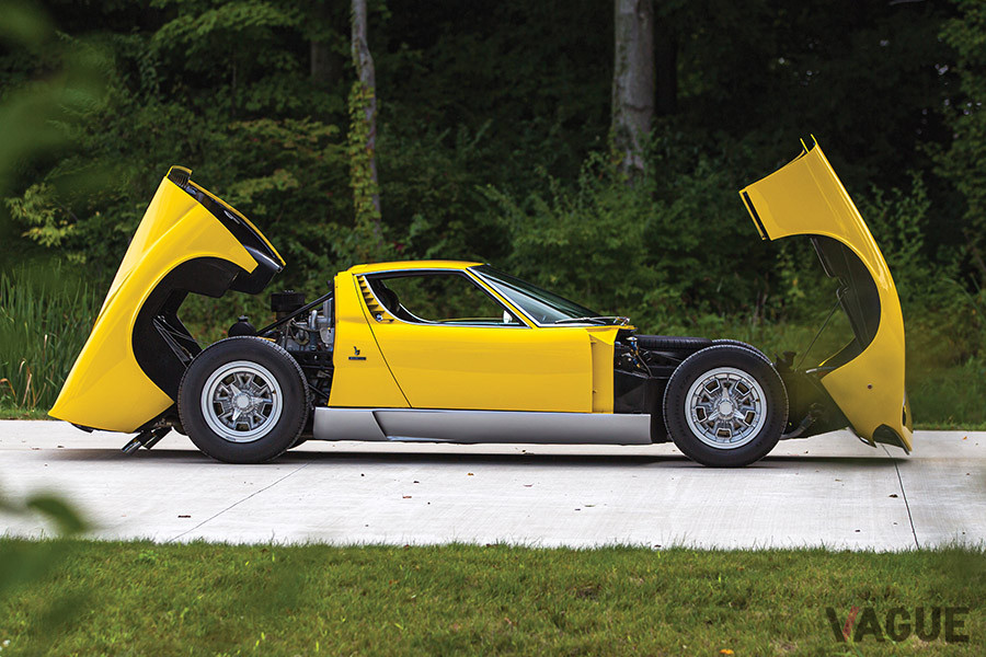 漫画では飛鳥ミノルの愛車として登場したランボルギーニ「ミウラ P400 S」は、約1億2000万円で落札（C）2020 Courtesy of RM Sotheby's