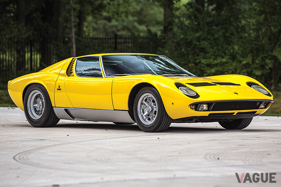 漫画では飛鳥ミノルの愛車として登場したランボルギーニ「ミウラ P400 S」は、約1億2000万円で落札（C）2020 Courtesy of RM Sotheby's