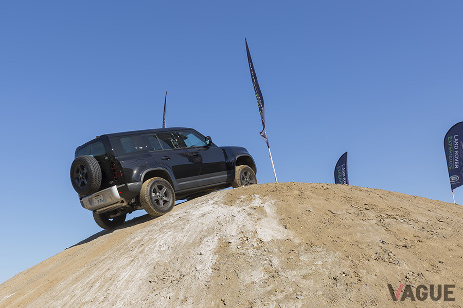 運転席からは、空以外全く見えていないスロープ