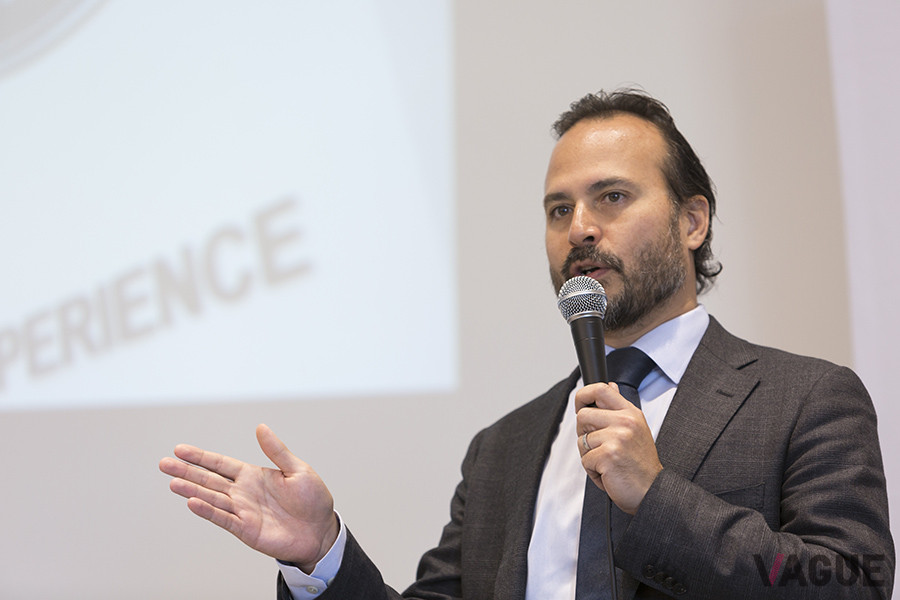 ジャガー・ランドローバー・ジャパンの代表取締役社長マグナス・ハンソン氏も駆けつけ、祝辞を述べた