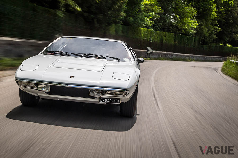 「ウラッコ」は、「P300」で、最高速度をついに250km／hの大台に乗せた