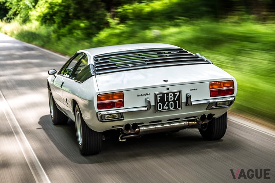 「ウラッコ」は、開発の遅れから時期を逸した「遅れてきた量産スポーツカー」となってしまった