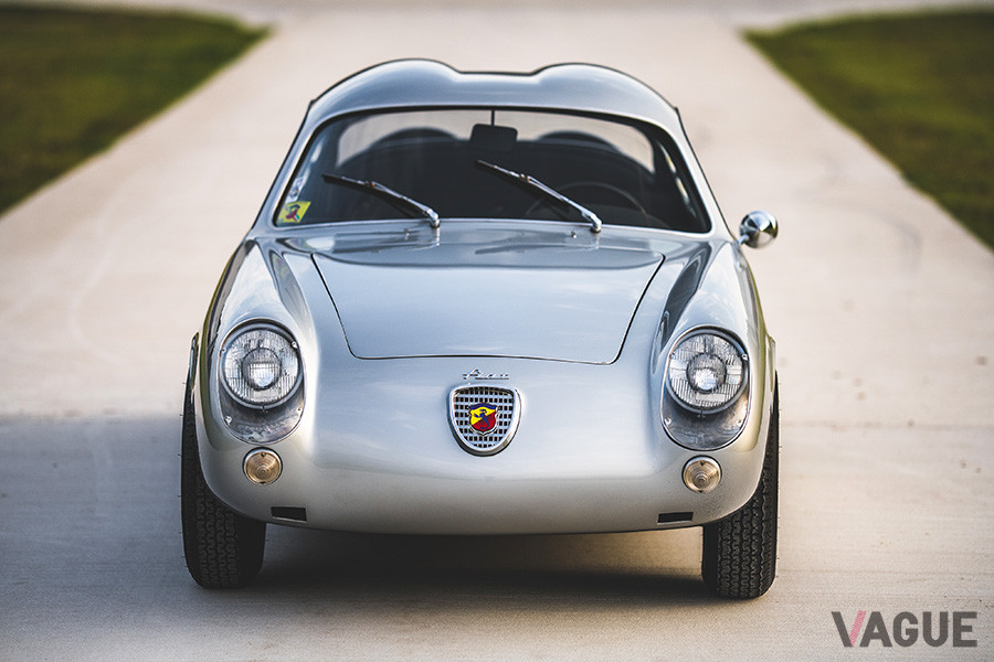 邦貨換算約1760万円で落札された、フィアット・アバルト「750GTザガート」（C）2020 Courtesy of RM Sotheby's