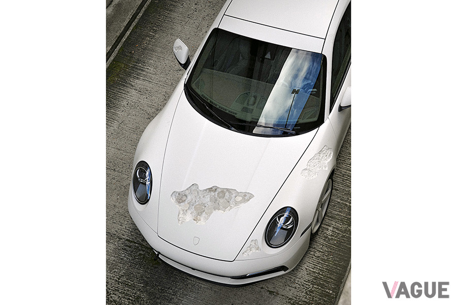 ポルシェと現代アーティストとのコラボレーション作品「Crystal Eroded Porsche 911」