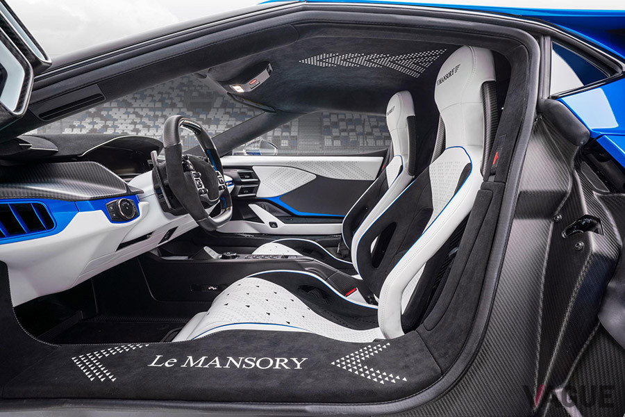 マンソリー「Le Mansory」のコックピット