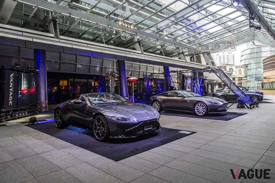 「Deserves to be Driven」というテーマで、2020年11月20日と21日、東京・六本木ヒルズ大屋根プラザにおいてアストンマーティンのイベントが開催された