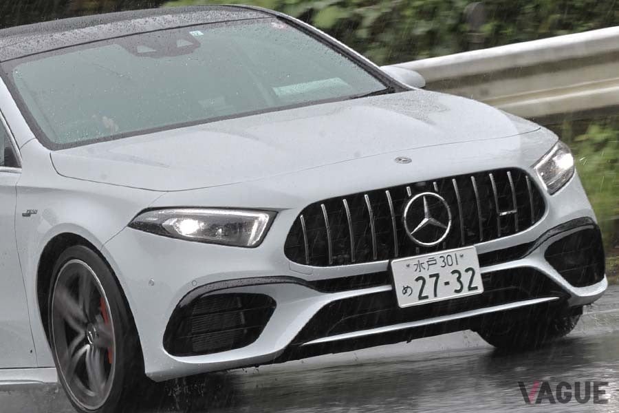 メルセデスベンツ A45S AMG TURBO 4MATIC+ W177 グロスブラック