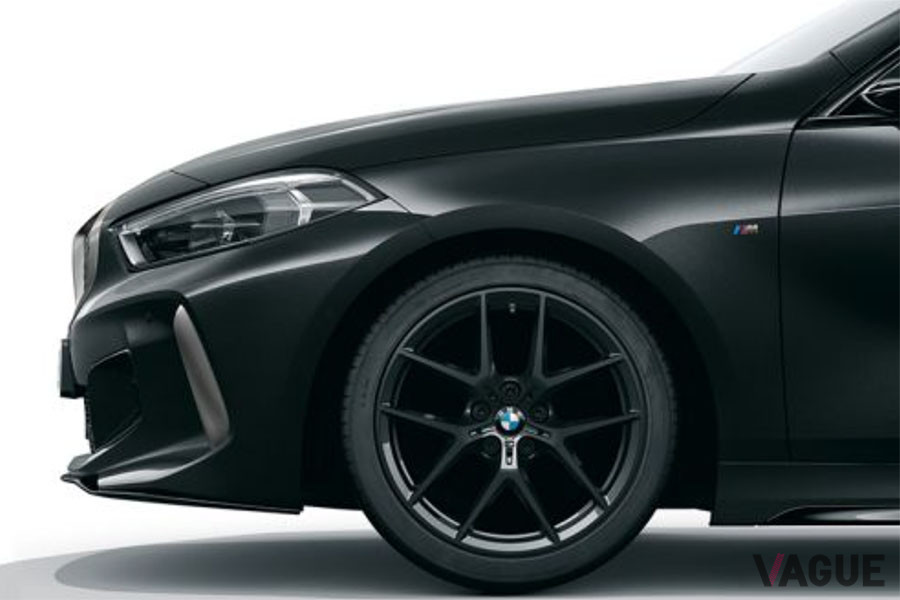 BMW「118d ピュアブラック」