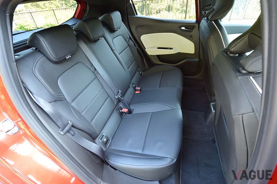 ルノー新型「ルーテシア」のリアシート