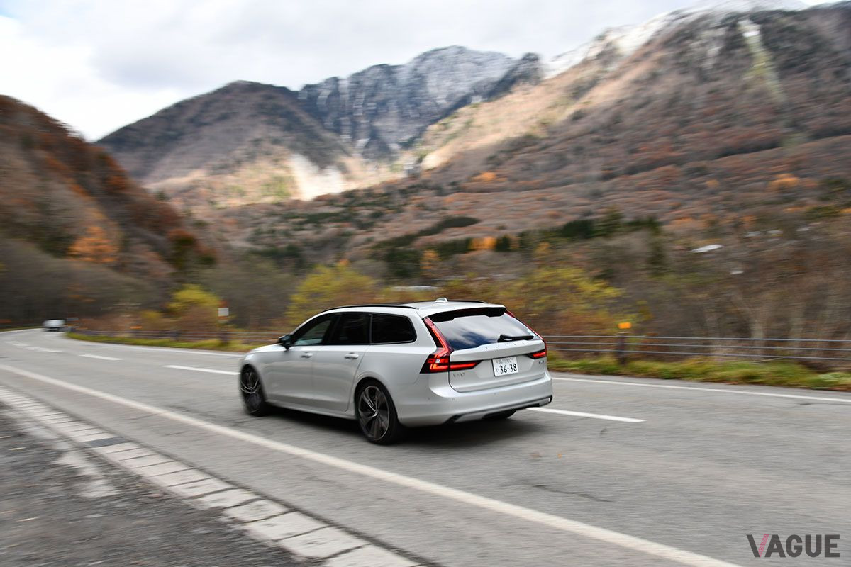 ボルボ「V90 B6 AWD Rデザイン」の走り