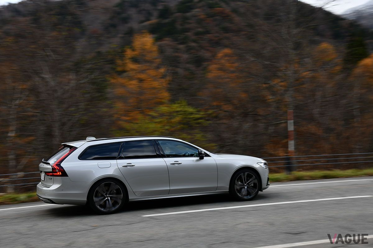 ボルボ「V90 B6 AWD Rデザイン」の走り