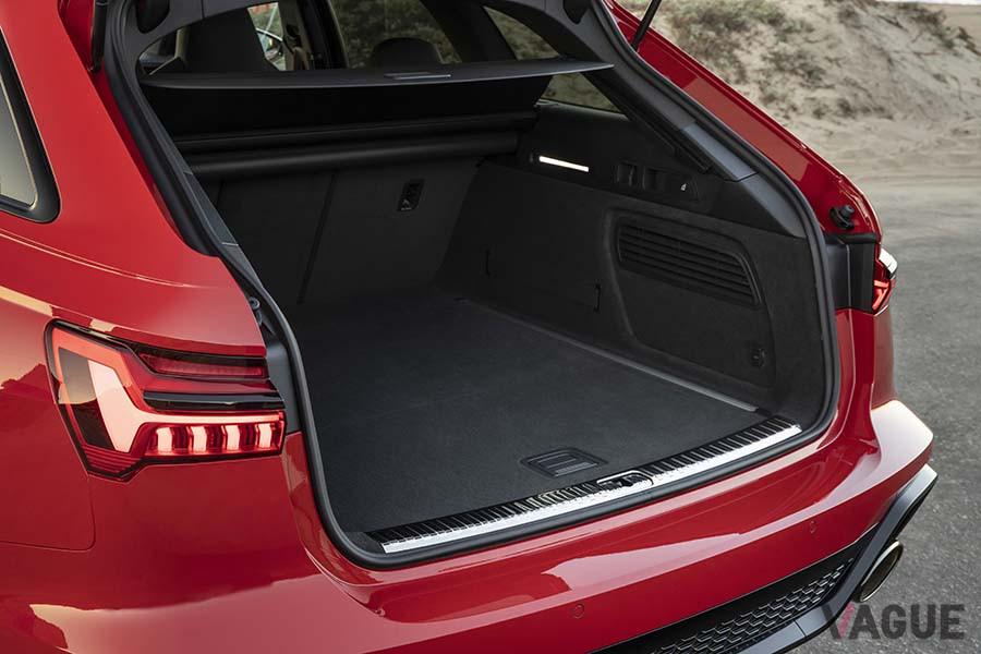 アウディ新型「RS6アバント」の荷室