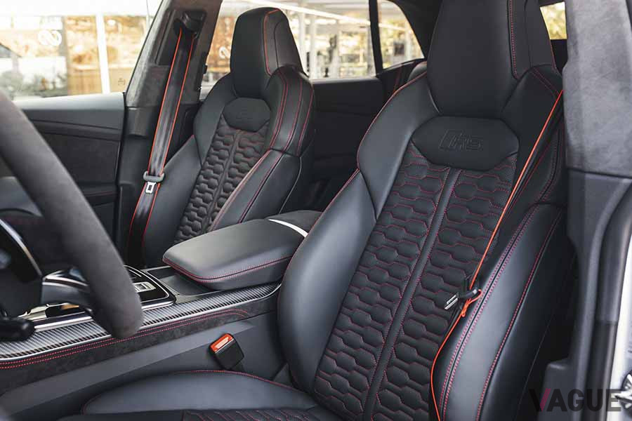 アウディ新型「RS Q8」のフロントシート