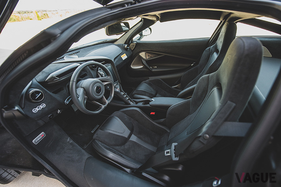 約3198万円で落札されたマクラーレン「720S」（C）2020 Courtesy of RM Sotheby's