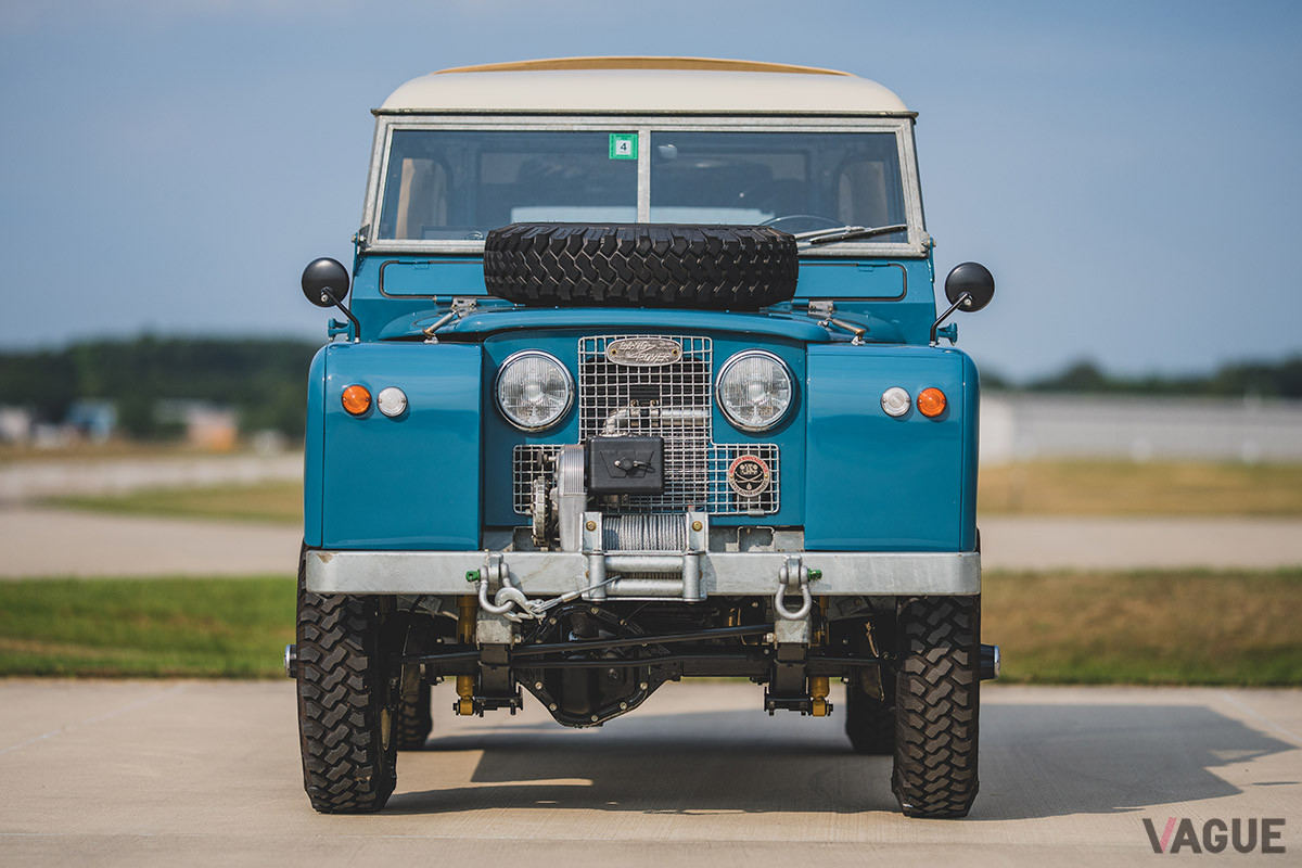 約810万円で落札されたランドローバー「シリーズ IIA ピックアップ」（C）2020 Courtesy of RM Sotheby's