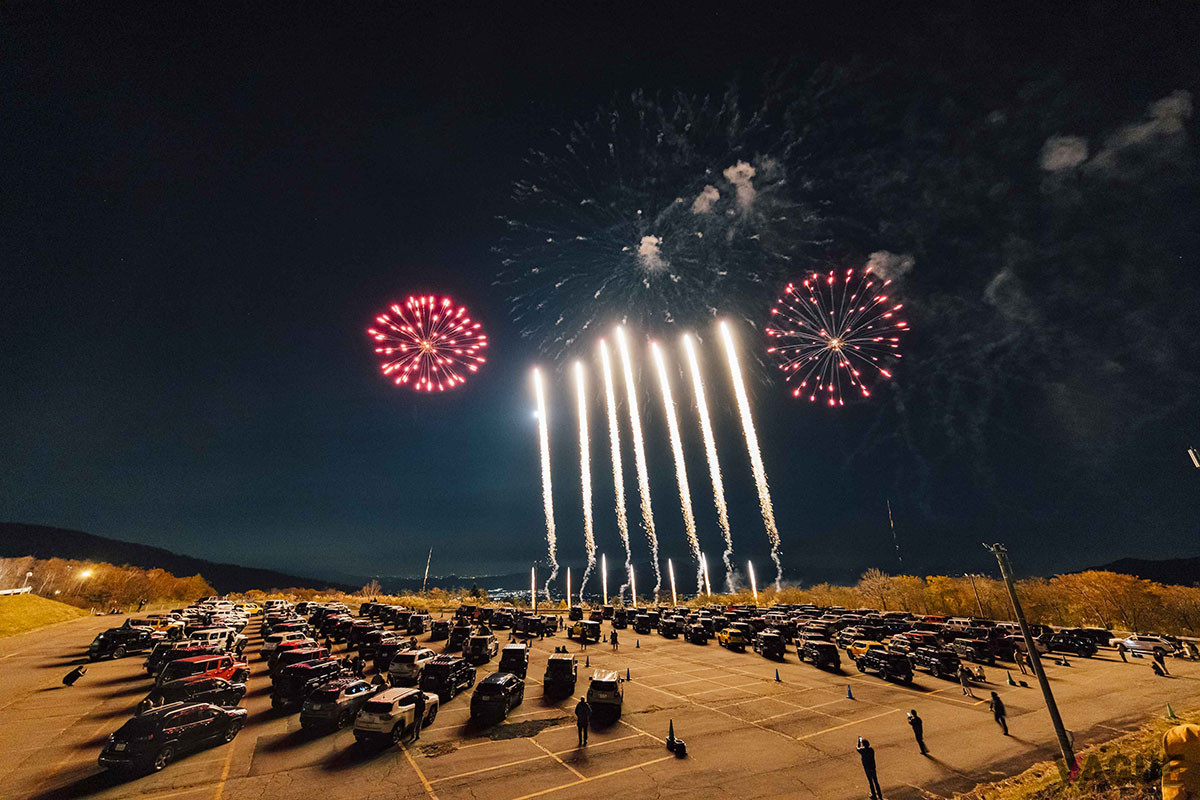 ジープオリジナルのセブンスロット花火