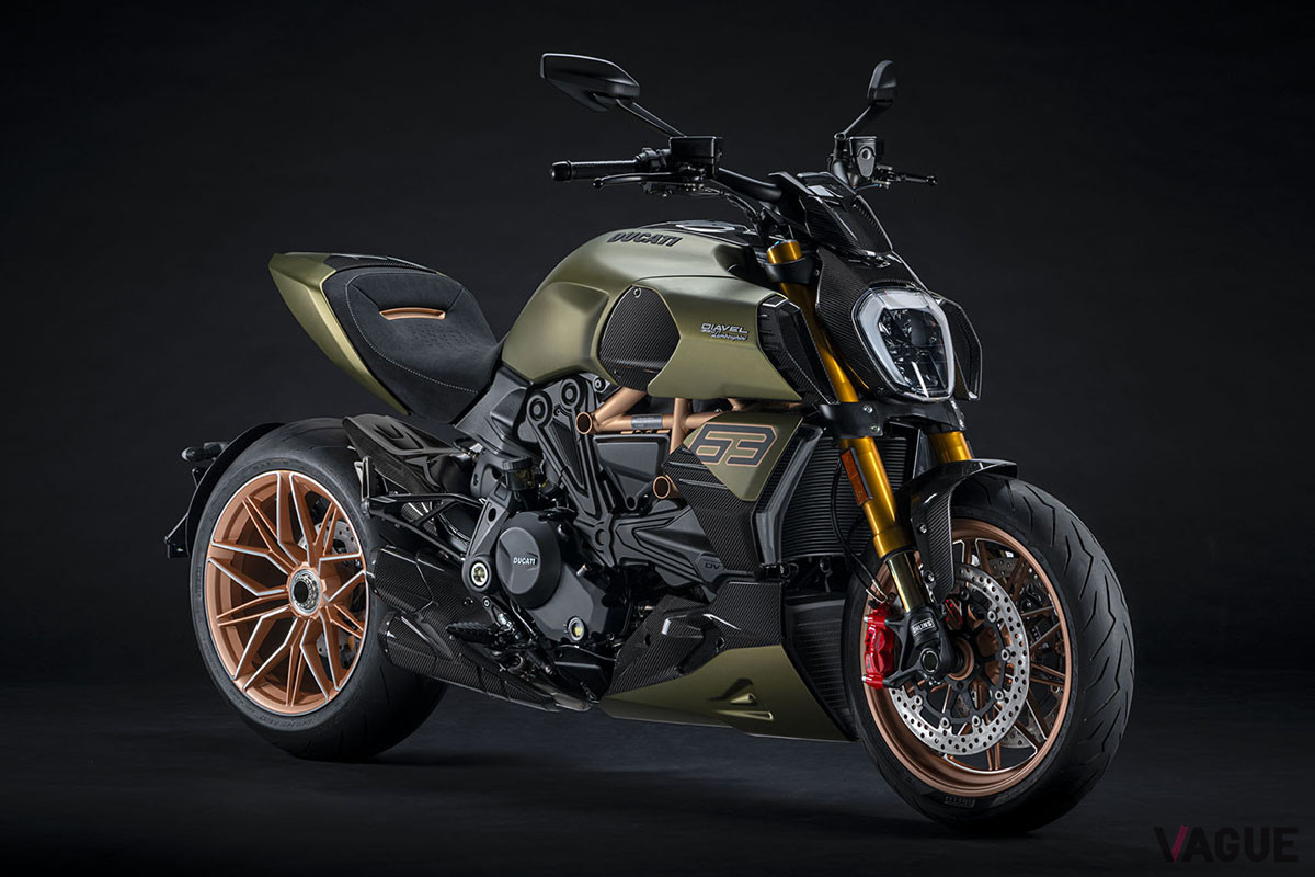 「ドゥカティ・ディアベル 1260 ランボルギーニ」は、「ディアベル1260S」がベース