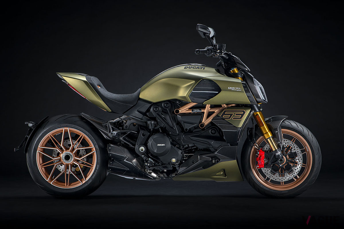 「ドゥカティ・ディアベル 1260 ランボルギーニ」は、「ディアベル1260S」がベース