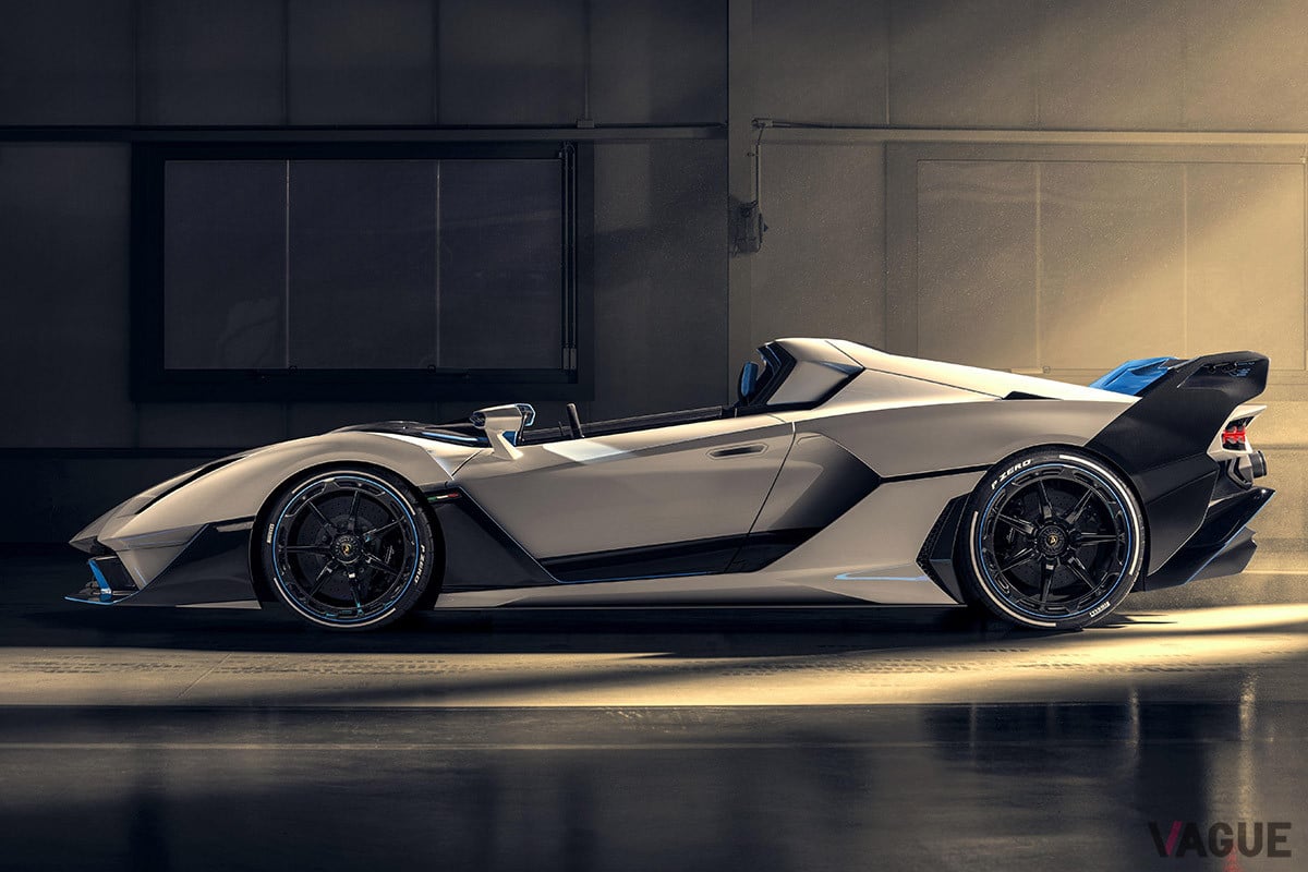 デザインはチェントロ・スティーレが担当し、スクアドラコルセが開発した2台目のワンオフモデルとなる「SC20」