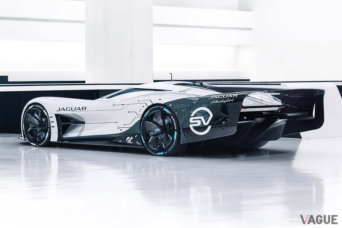 実寸大スケールでのデザインスタディを経てつくられたジャガー「Vision Gran Turismo SV」