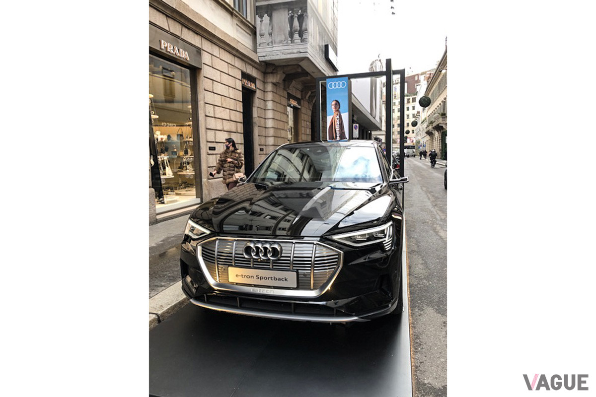 モンテナポレオーネに展示されているアウディe-tron Sportback