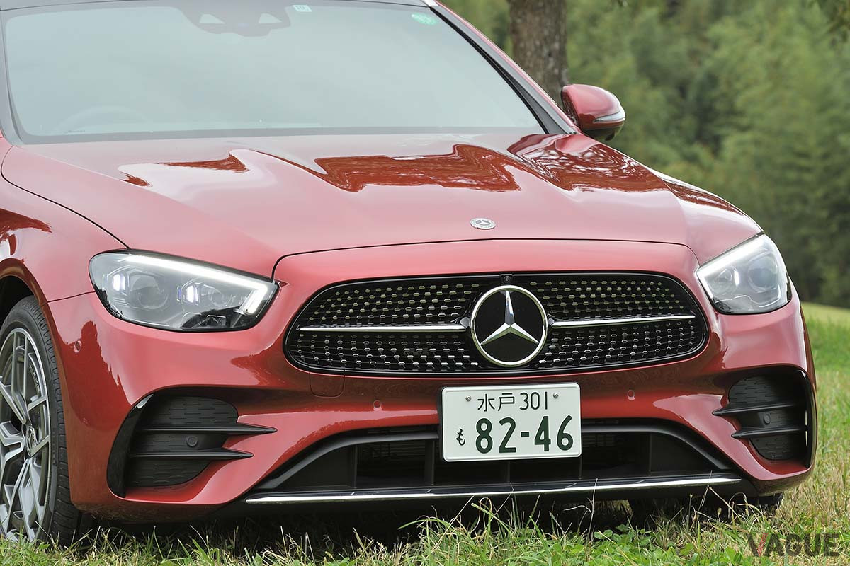 メルセデス・ベンツ改良新型「E200スポーツ ステーションワゴン」のフロントフェイス