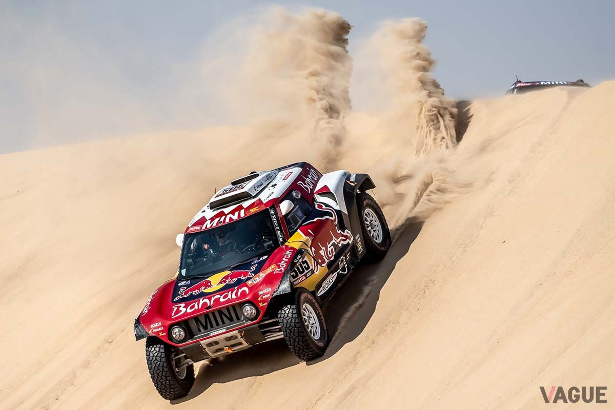 2020年ダカールラリーで優勝したカルロス・サインツがドライブする「X-raid ミニ ジョン・クーパー・ワークス バギー）