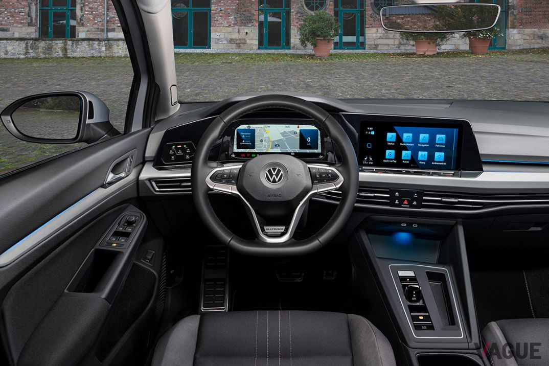 VW新型「ゴルフ オールトラック」のインパネ