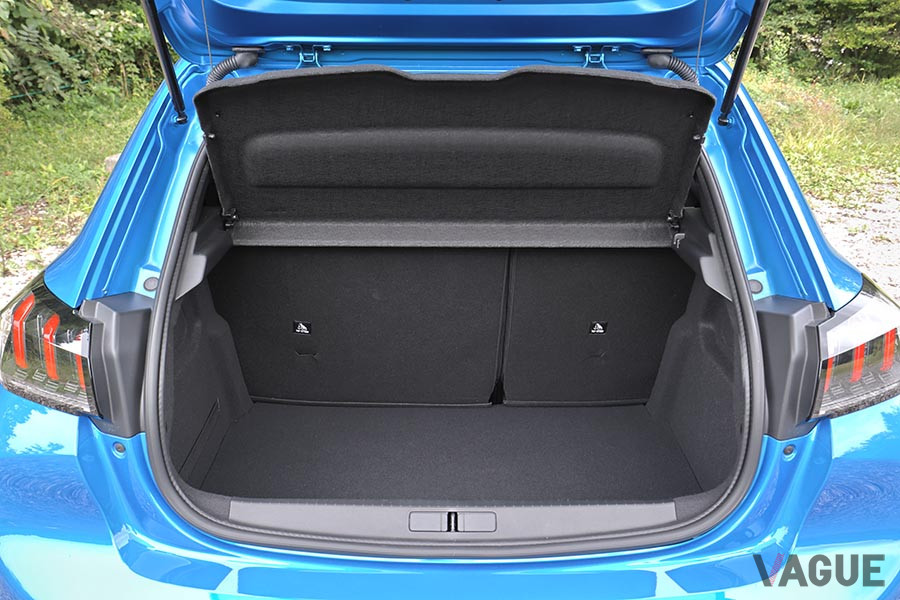 プジョー新型「208」の荷室容量は通常時VDA値で265リッター
