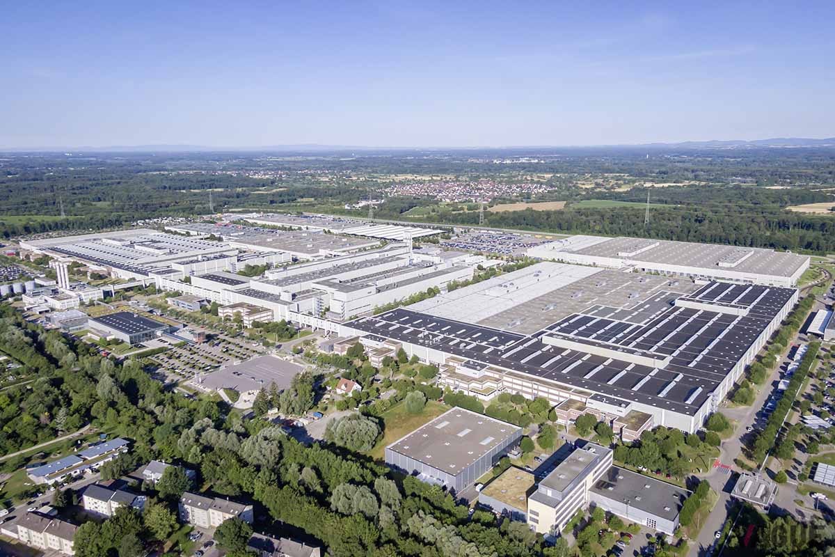 ドイツ・ラスタット工場。2020年末からEQAの生産を開始した
