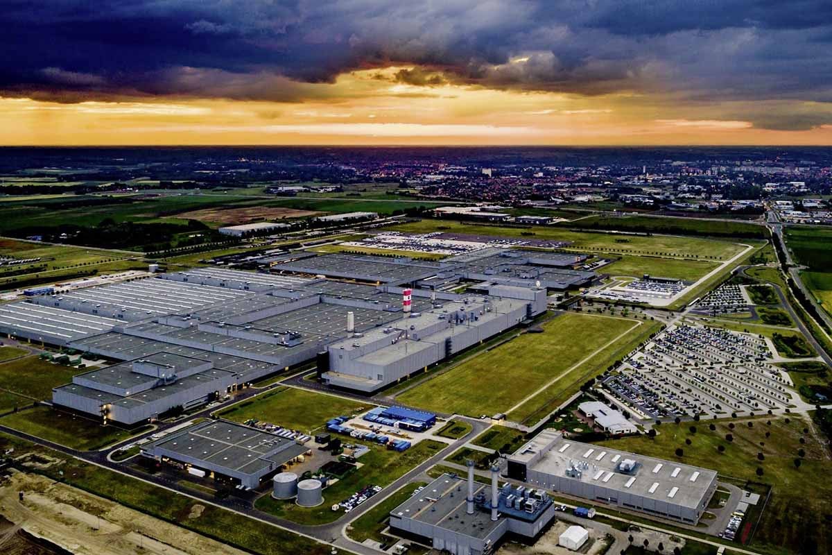 ハンガリー・ケルシュメートにある工場では2021年末からEQBの生産を開始する