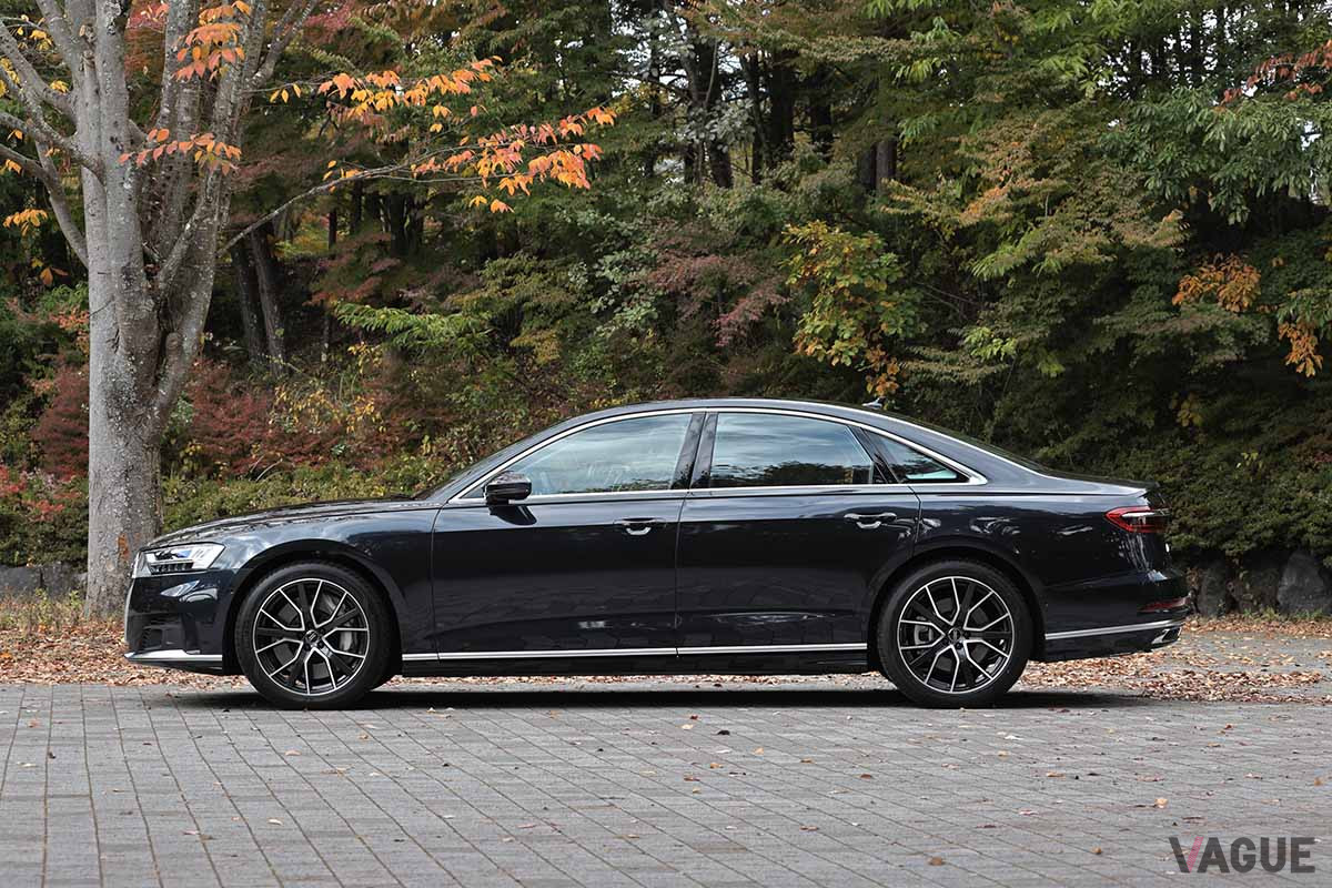 アウディ「A8 60 TFSIクワトロ」