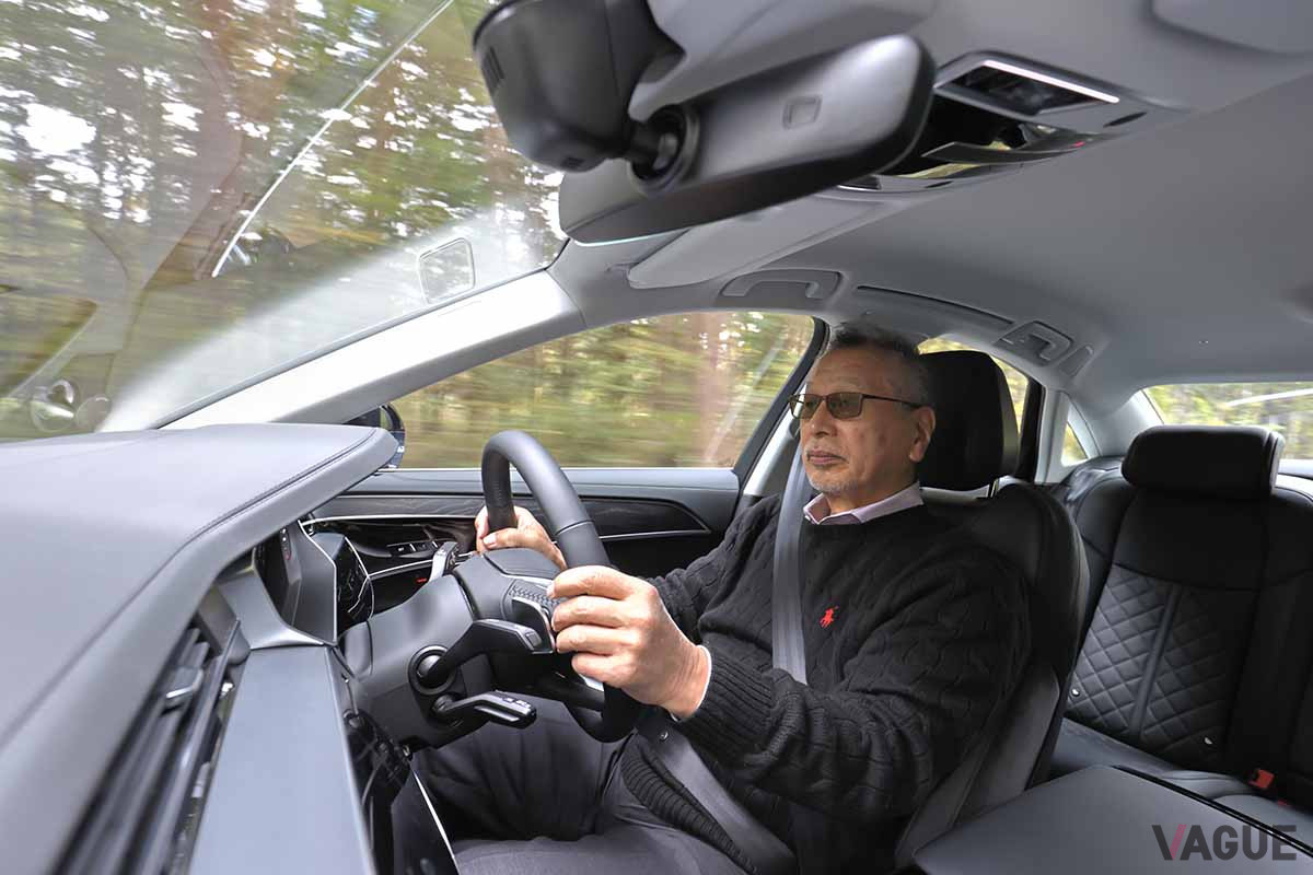 筆者のこもだきよし氏