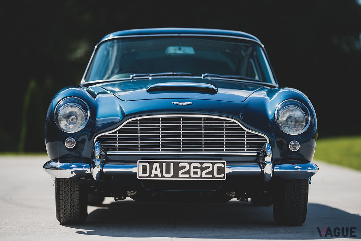 約8940万円で落札されたアストンマーティン「DB5 'ヴァンテージ・スペシフィケーション'」（C）2020 Courtesy of RM Sotheby's