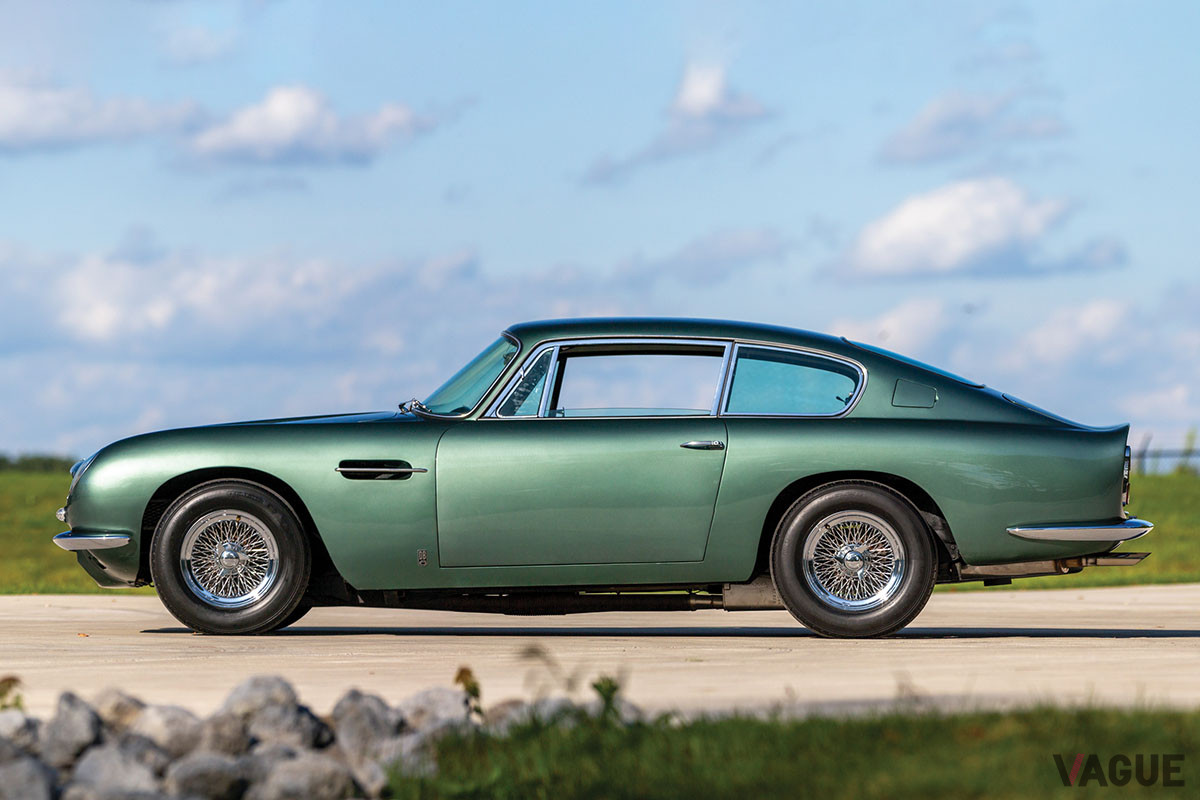 約3630万円で落札されたアストンマーティン「DB6」（C）2020 Courtesy of RM Sotheby's
