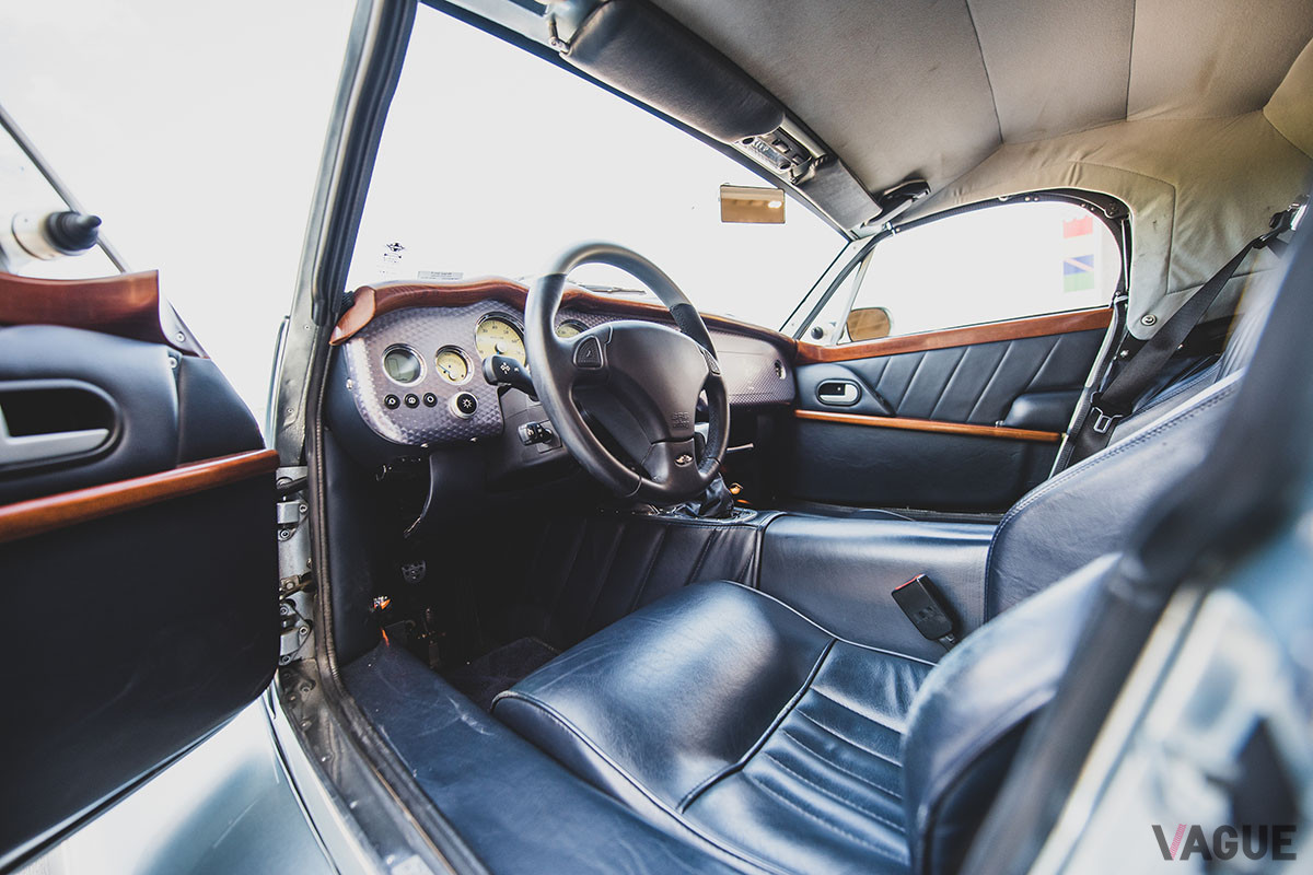 約1165万円で落札されたモーガン「エアロ8」（C）2020 Courtesy of RM Sotheby's