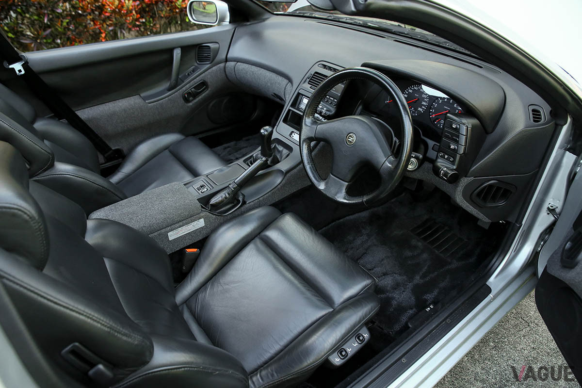 内外装ともに美しい状態を保っている日産「フェアレディZツインターボ」（C）2020 Courtesy of RM Sotheby's