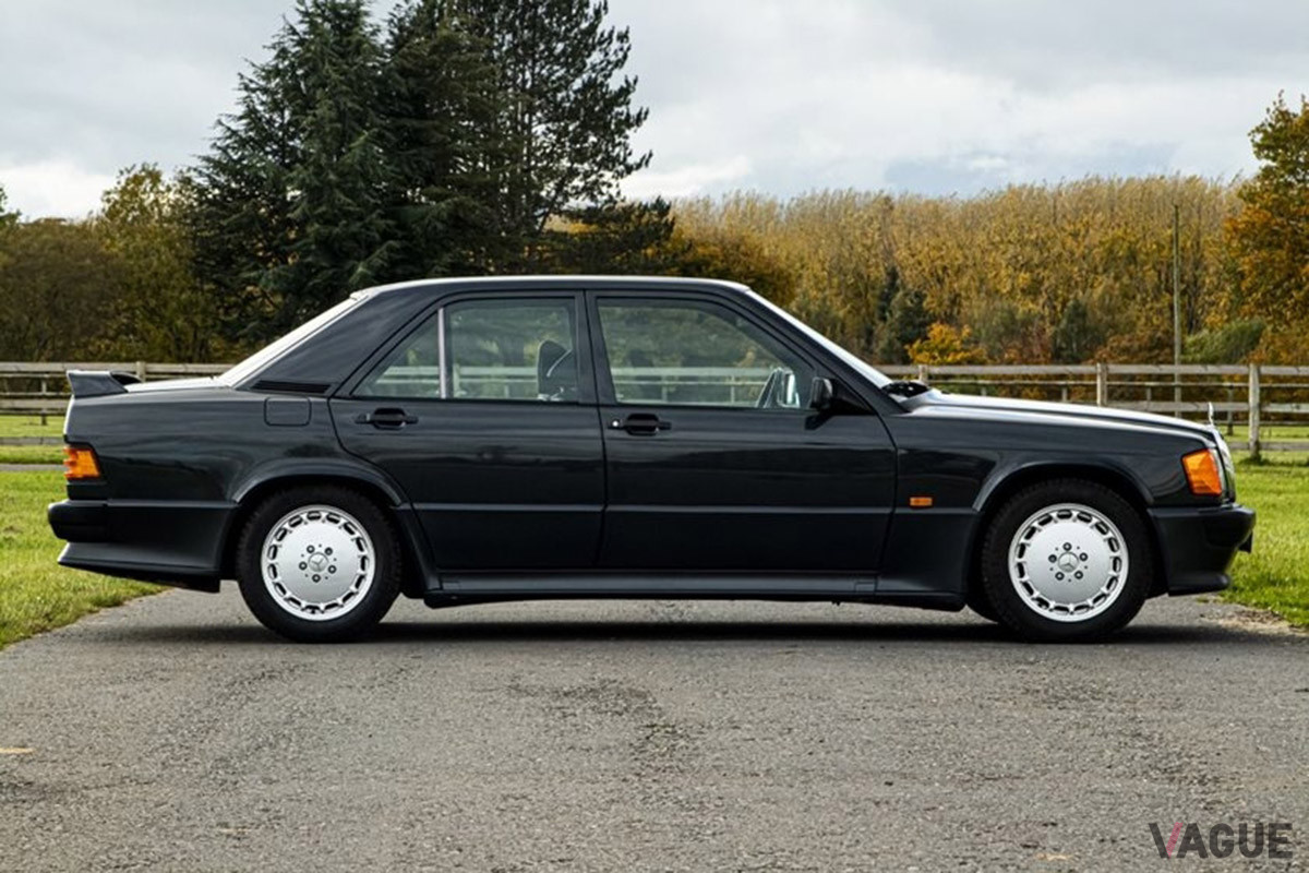 約395万円で落札されたメルセデス・ベンツ「190E 2.5 コスワース」（C）SILVERSTONE AUCTIONS