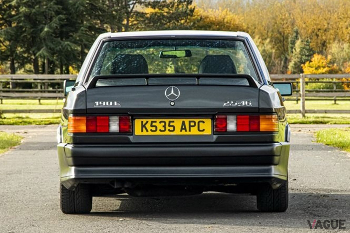 約395万円で落札されたメルセデス・ベンツ「190E 2.5 コスワース」（C）SILVERSTONE AUCTIONS