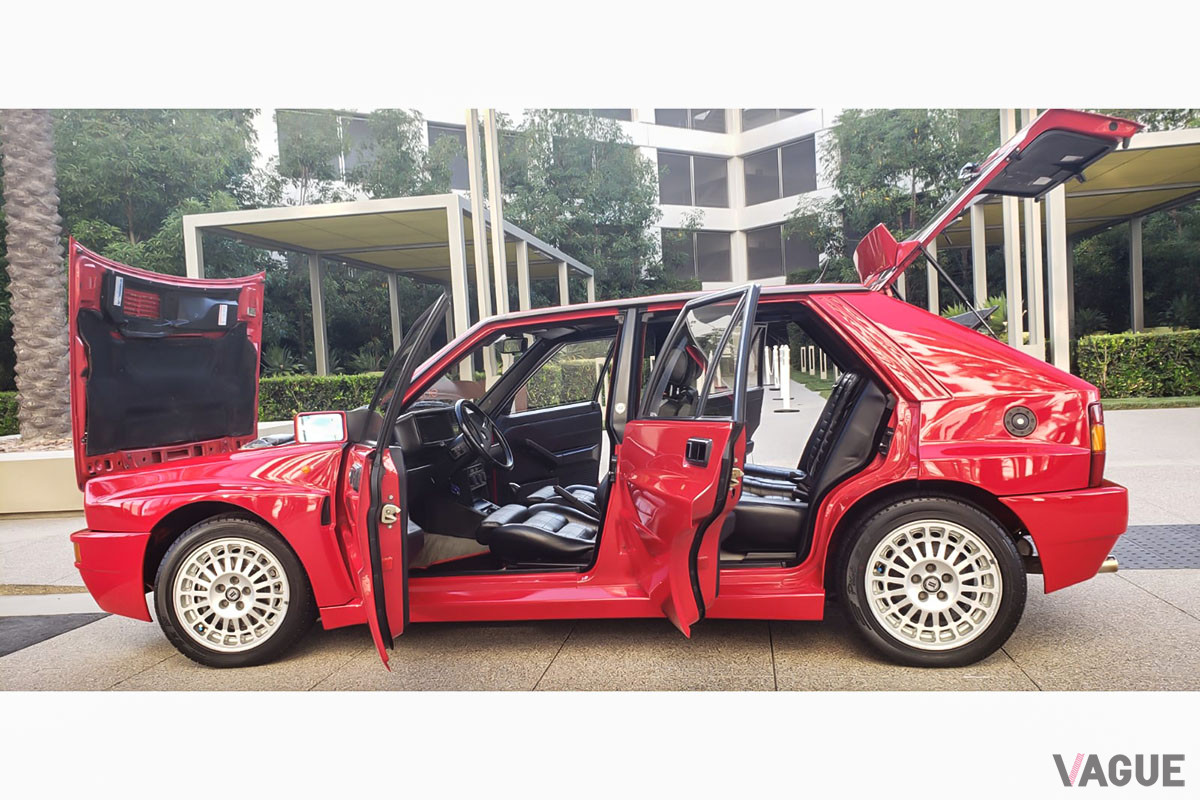 約730万円−830万円で継続販売中のランチア「デルタHFインテグラーレ エヴォルツィオーネ」（C）2020 Courtesy of RM Sotheby's