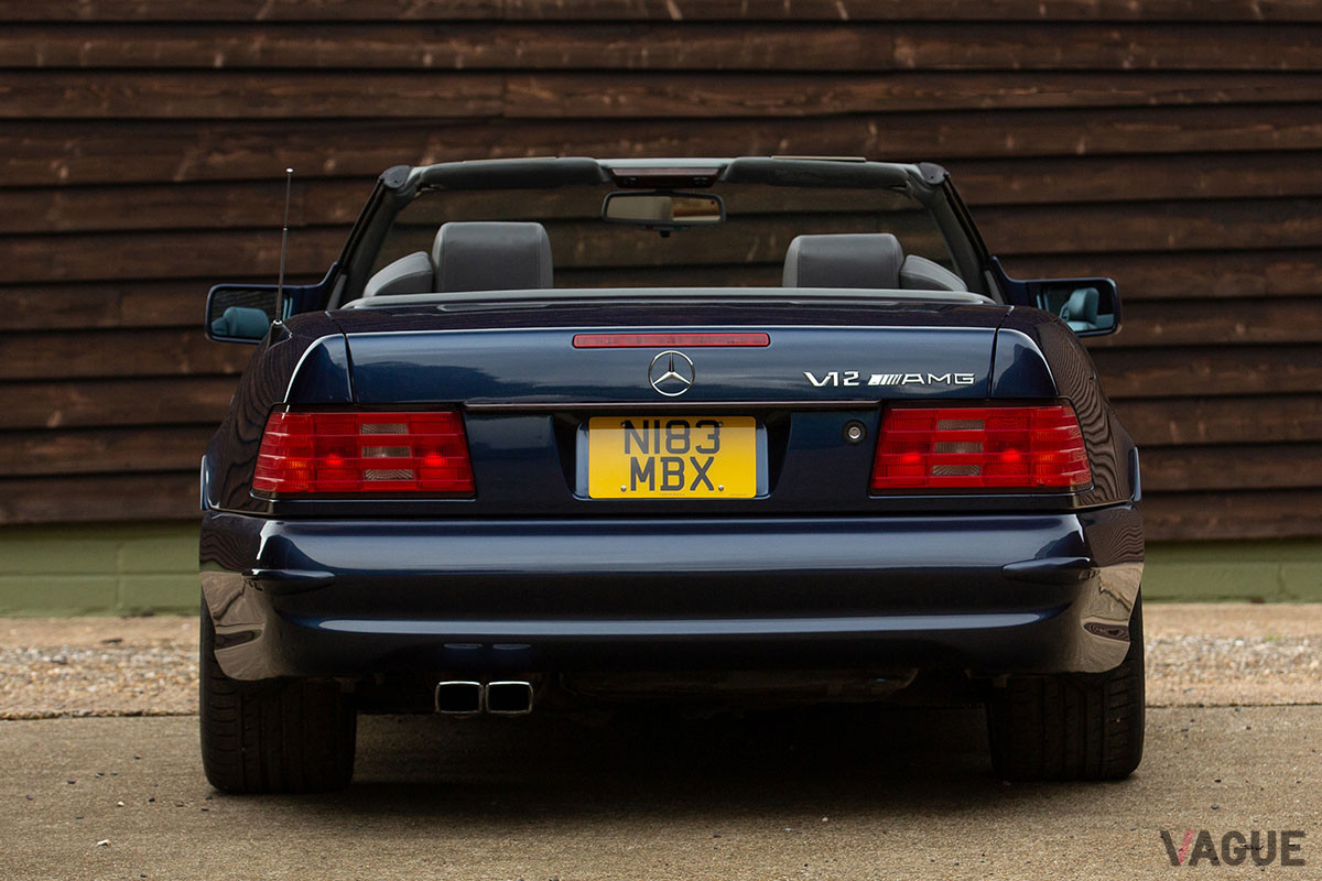 約1600万円で落札されたメルセデス・ベンツ「SL70AMG」（C）2020 Courtesy of RM Sotheby's