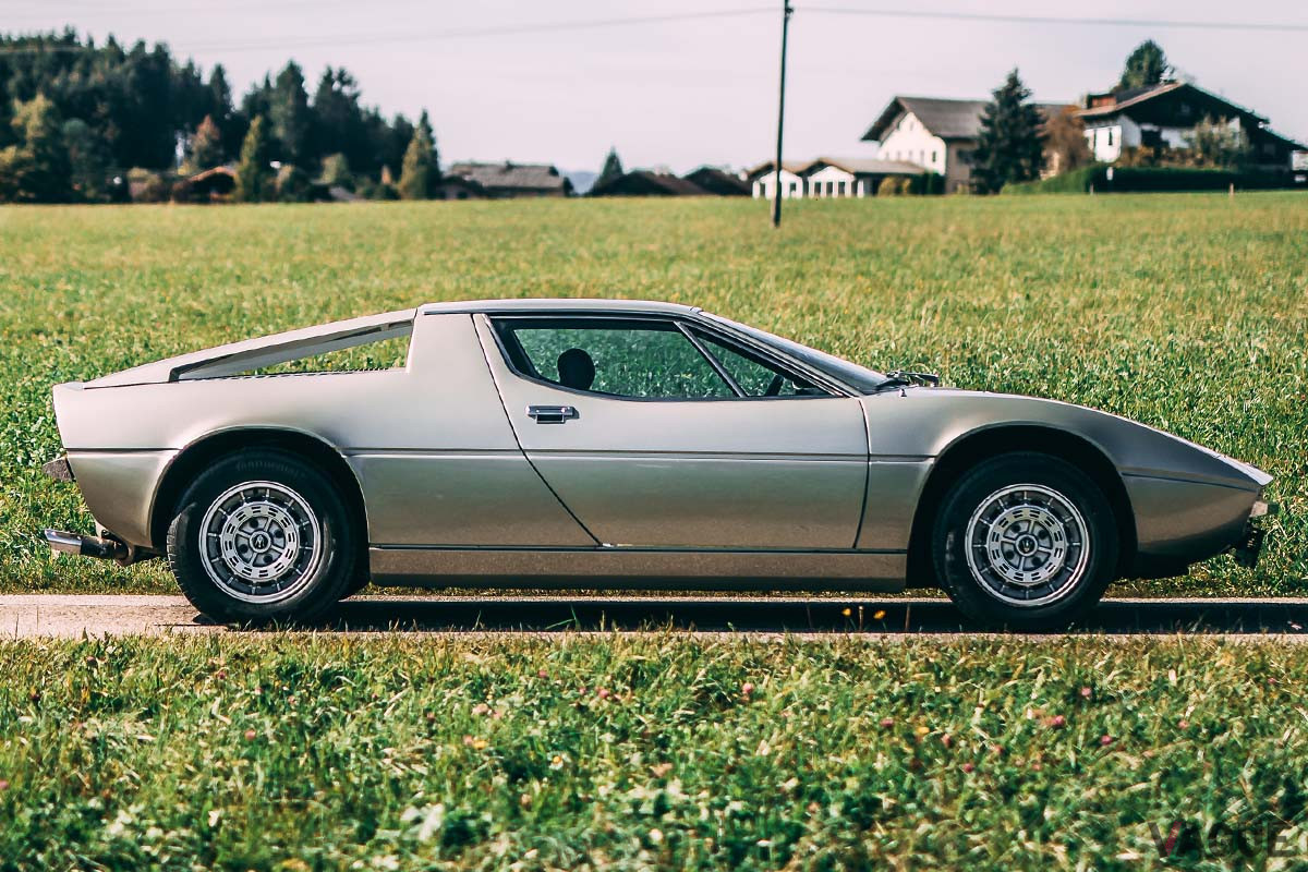 およそ740万円で落札されたマセラティ「メラクSS」（C）2020 Courtesy of RM Sotheby's