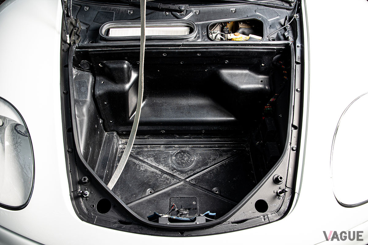 およそ740万円で落札されたフェラーリ「360チャレンジ」（C）2020 Courtesy of RM Sotheby's