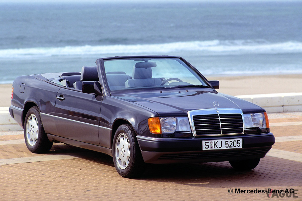 クーペ以上に希少モデルとなっているのがA124と呼ばれるカブリオレ（C）Mercedes-Benz AG