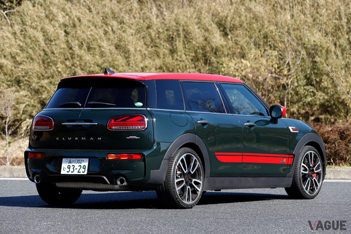 2020年輸入車ナンバーワンに輝いたのはBMWミニ。5年連続での受賞だ。写真はミニ・クラブマンJCW
