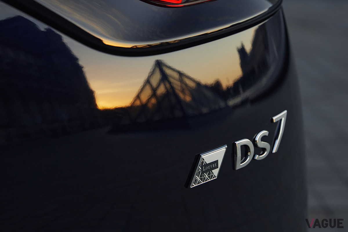 DS7 クロスバック ルーヴル ブルーHDi