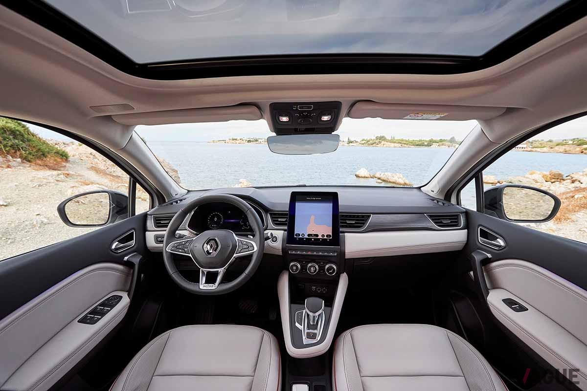 ルノー新型「キャプチャー」のインパネ