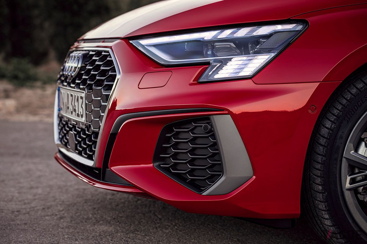 アウディ新型「A3スポーツバック」のフロントフェイス