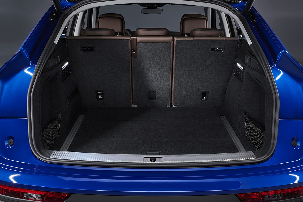 アウディのニューモデル「Q5スポーツバック」の荷室